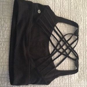 Black size 8 Lululemon Free to be long line bra